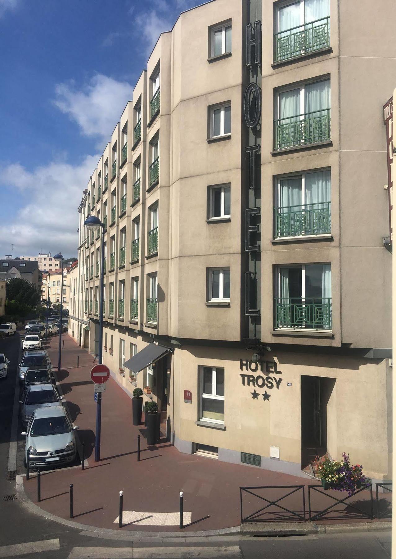 Hotel Du Trosy Clamart Exterior photo