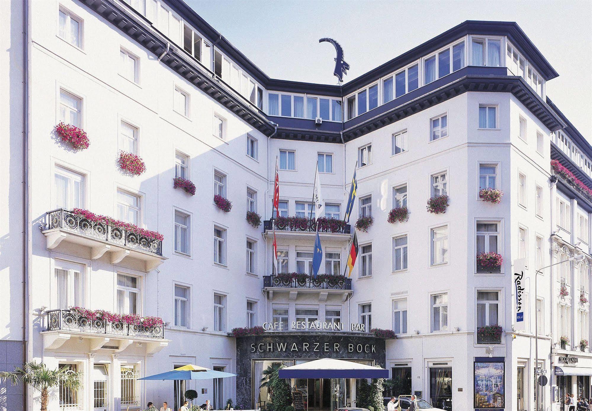 Radisson Blu Hotel Schwarzer Bock Wiesbaden Exterior photo