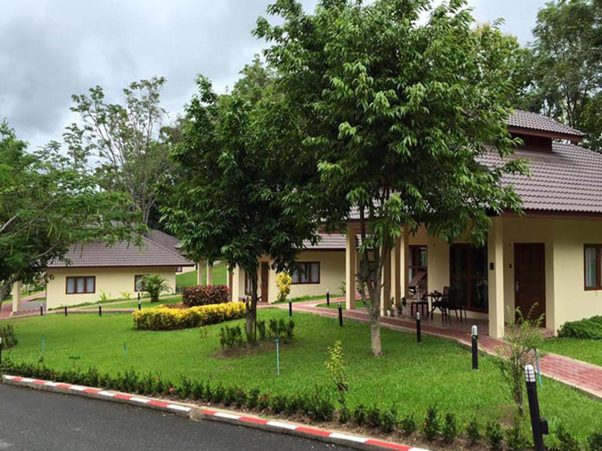 Suansawan Resort Chiang Mai Exterior photo