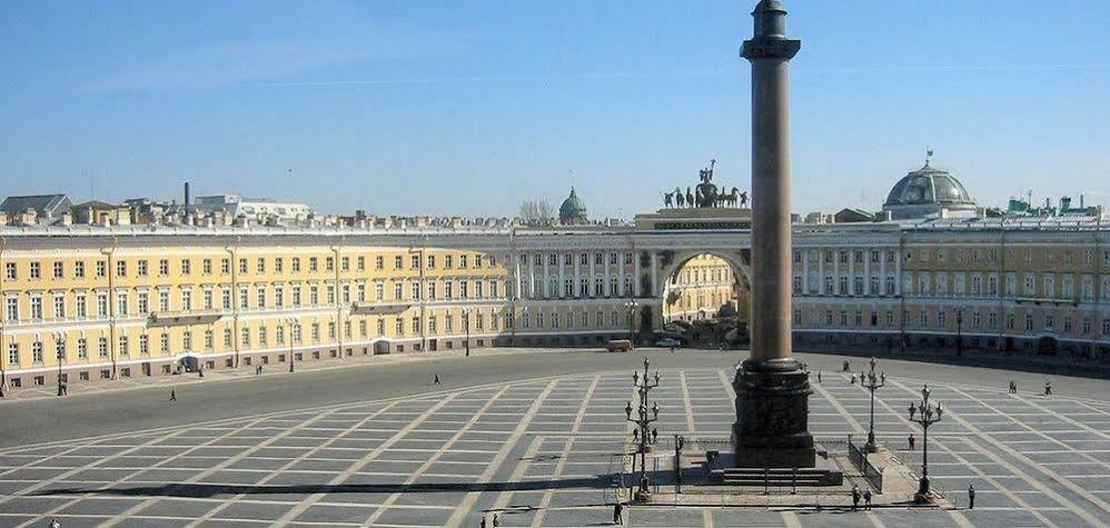Simple Hotel Saint Petersburg Exterior photo