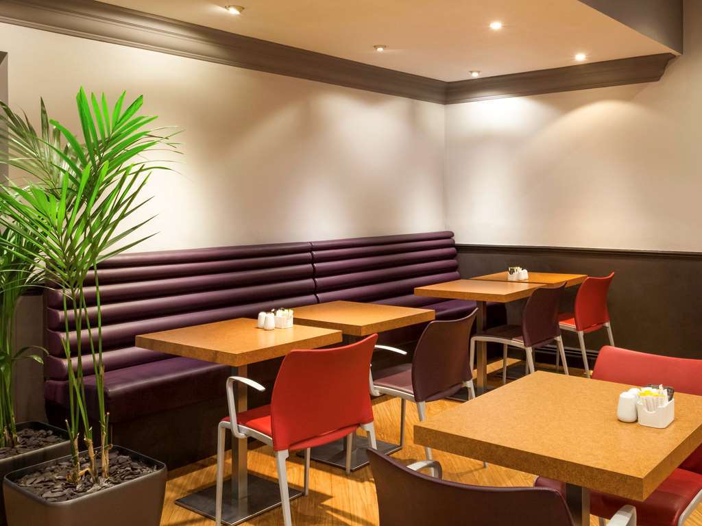 Ibis Leeds Centre Marlborough Street Hotel Restaurant photo