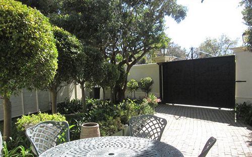 Navona Constantia Guest Cottage Cape Town Exterior photo