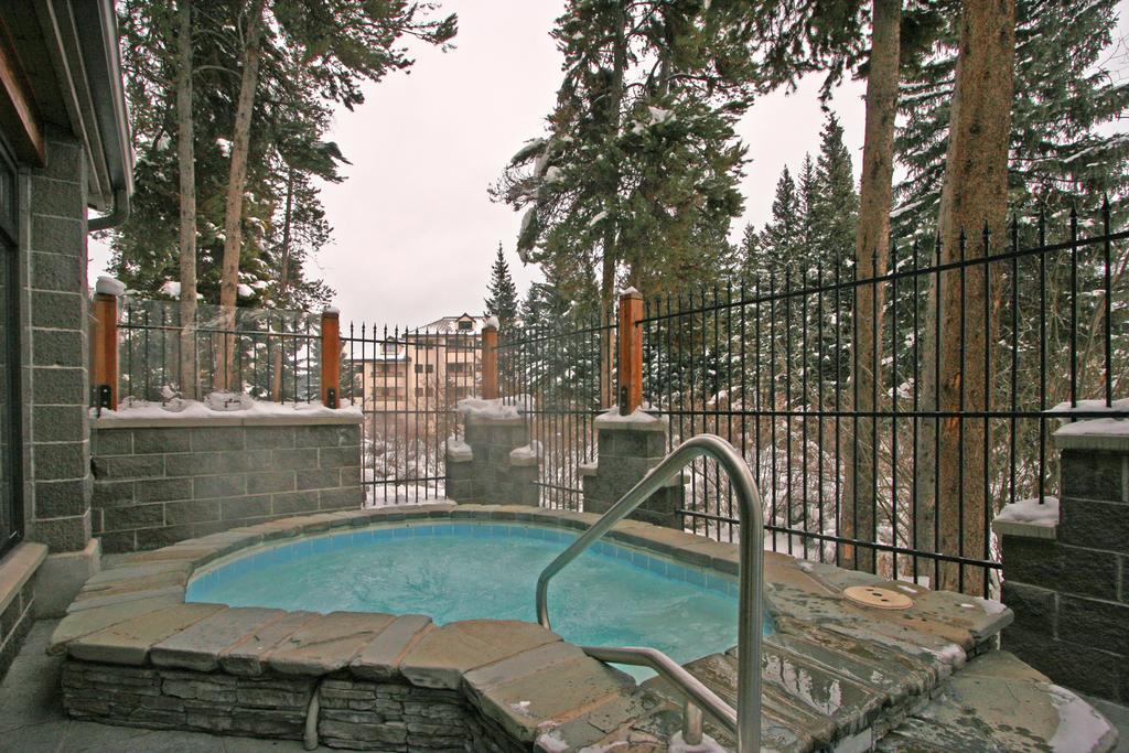 Trails End Condominiums By Great Western Lodging Breckenridge Exterior photo