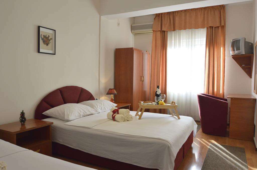 Hotel Ani Skopje Room photo