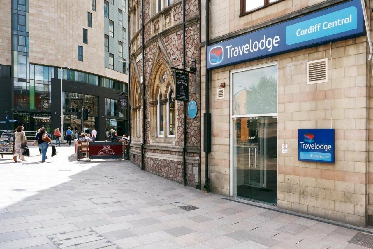 Travelodge Cardiff Central Exterior photo