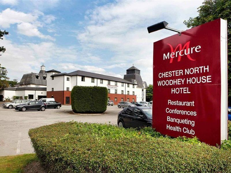 Mercure Chester North Woodhey House Hotel Ellesmere Port Exterior photo