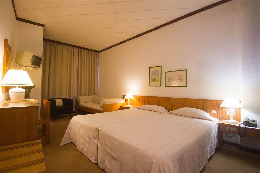 Hotel Windsor Funchal  Room photo