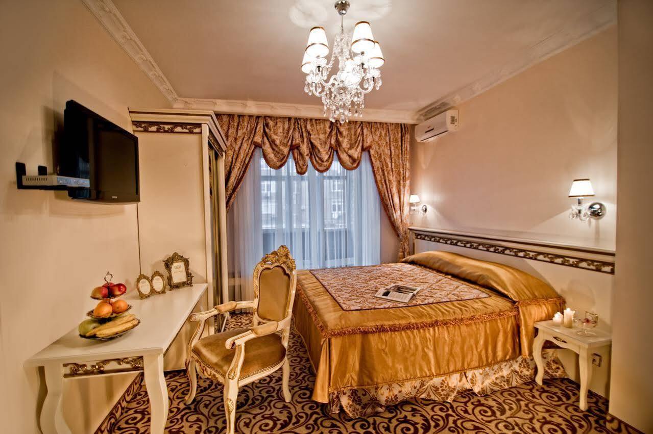 Royal City Hotel Kyiv Room photo