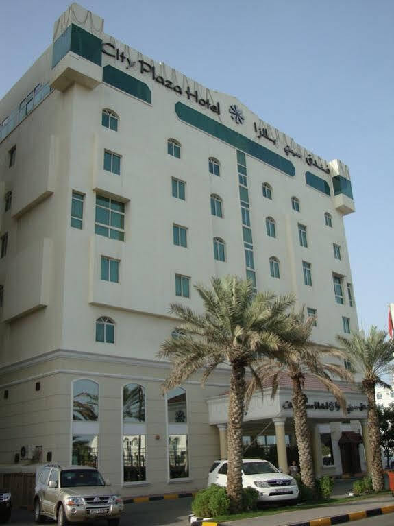 Oyo 328 City Plaza Hotel Fujairah Exterior photo