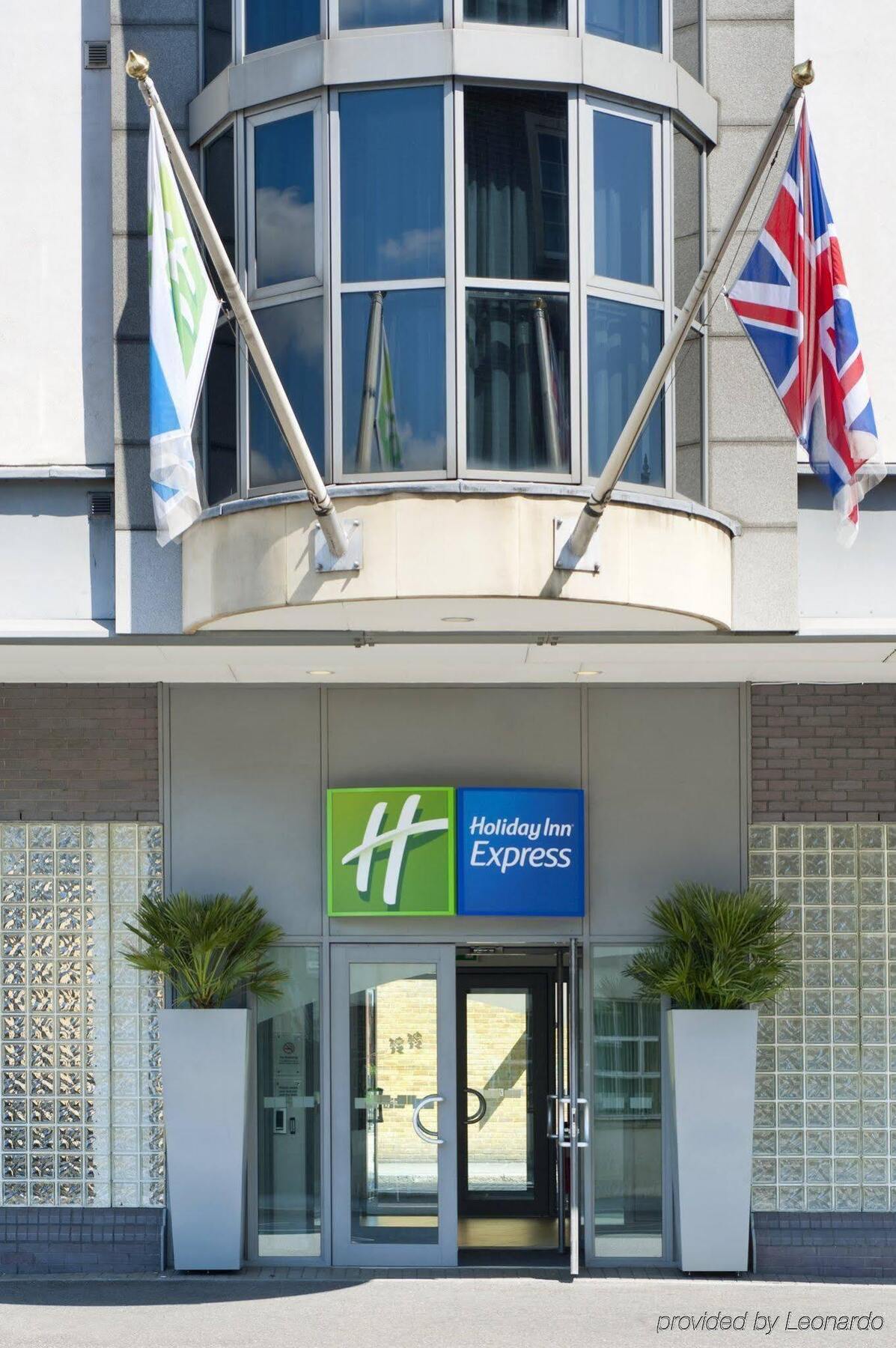 Holiday Inn Express London City, An Ihg Hotel Exterior photo