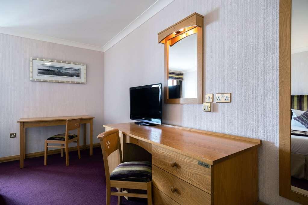 Clarion Collection Hotel Belfast Loughshore Carrickfergus Room photo